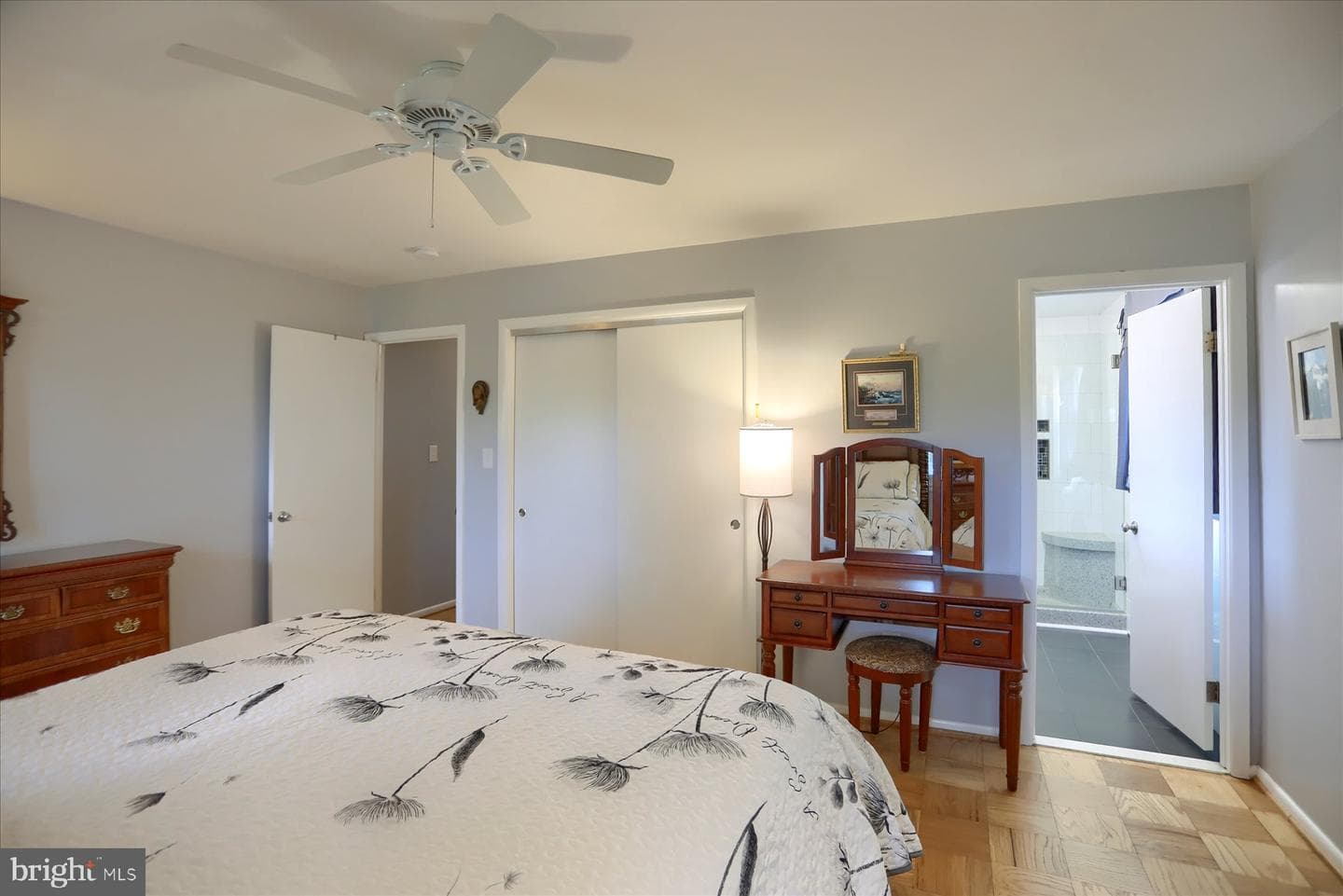 24 Neptune Drive photo 28