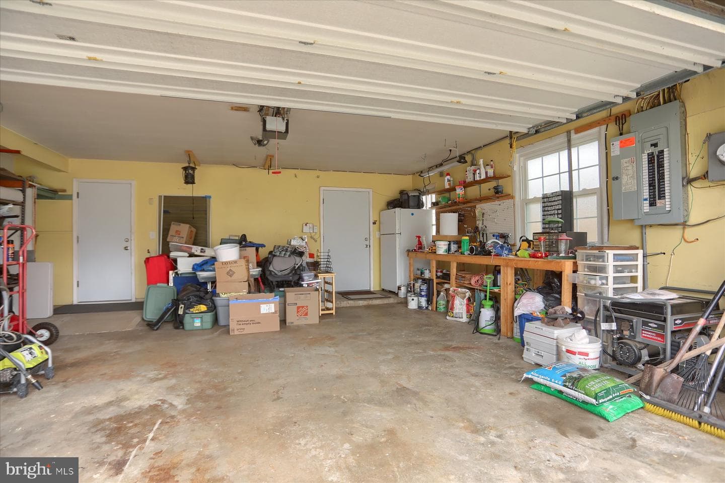 24 Neptune Drive photo 56