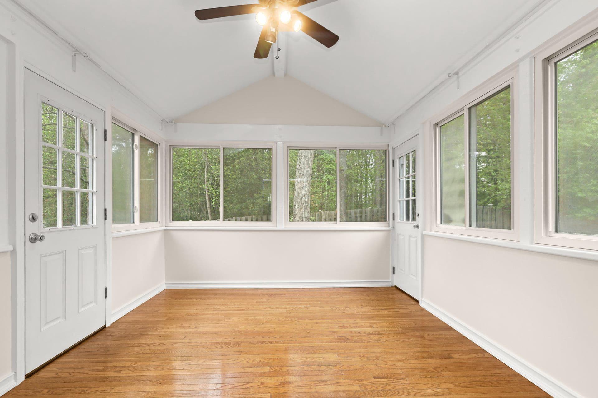 3132 Laurel View Drive photo 15