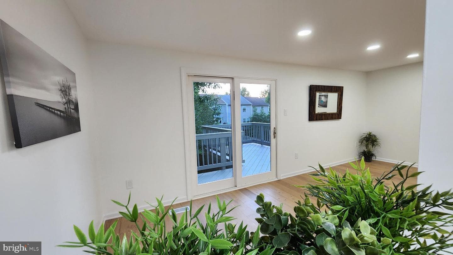 342 Logan Court photo 13