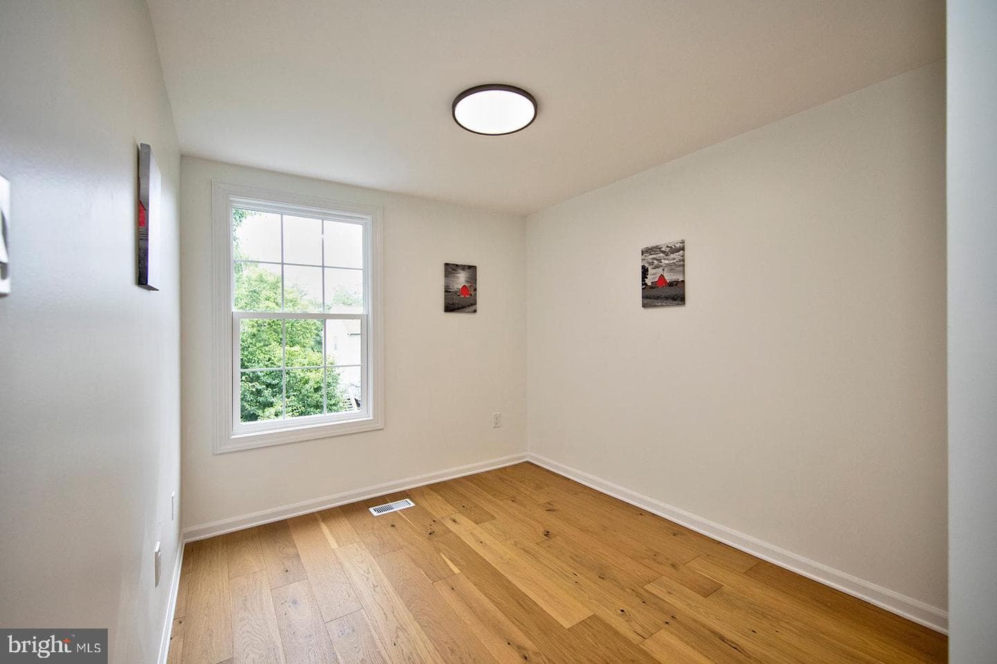 342 Logan Court photo 23