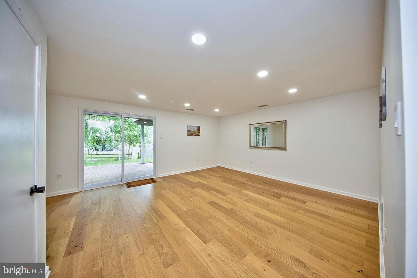 342 Logan Court photo 31