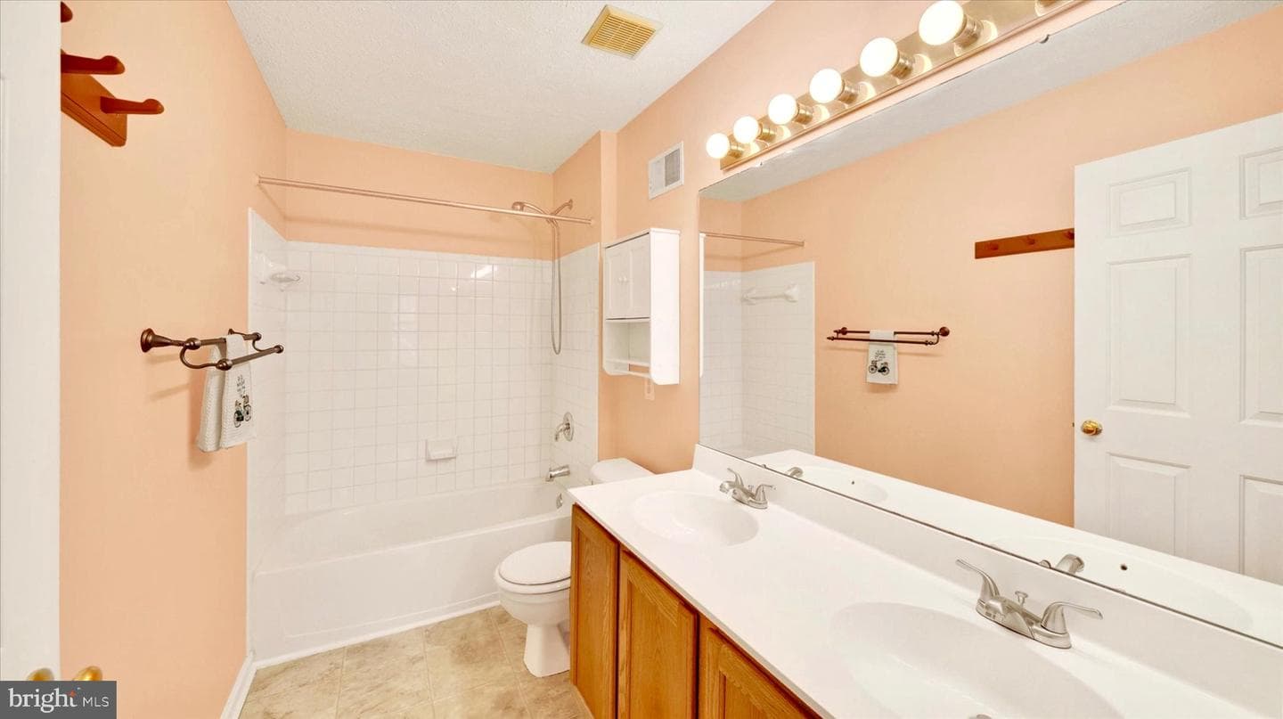 100 Grace Manor Drive photo 31