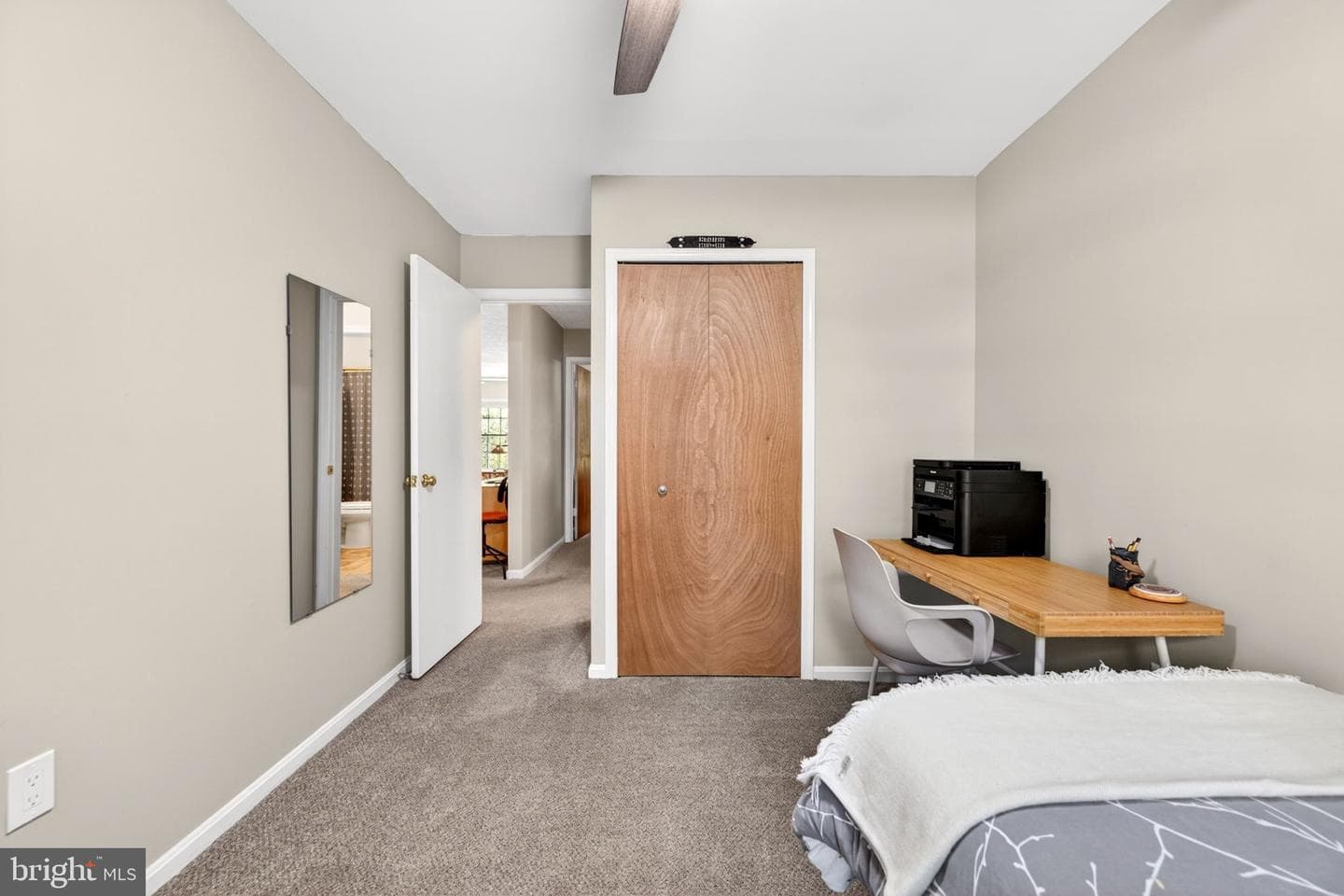 307 Aiken Terrace photo 27