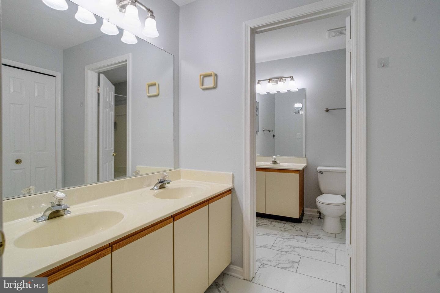 1143 Robin Hill Court photo 33