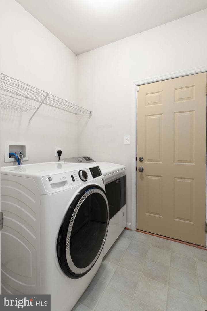 429 Majestic Prince Circle photo 35
