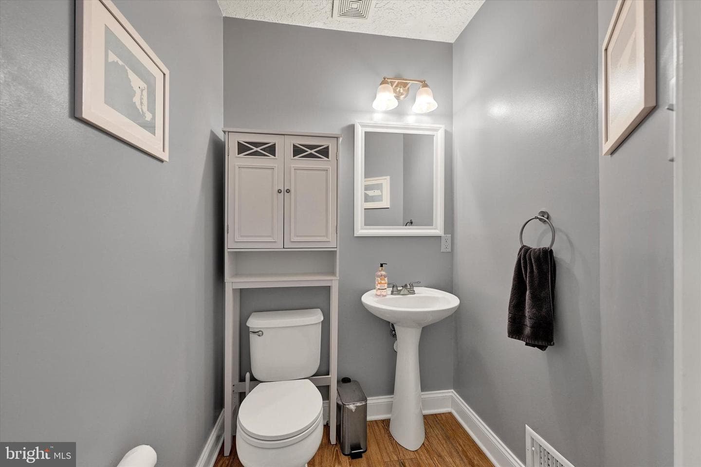 402 Macintosh Circle photo 16