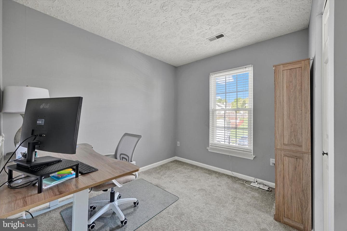 402 Macintosh Circle photo 17