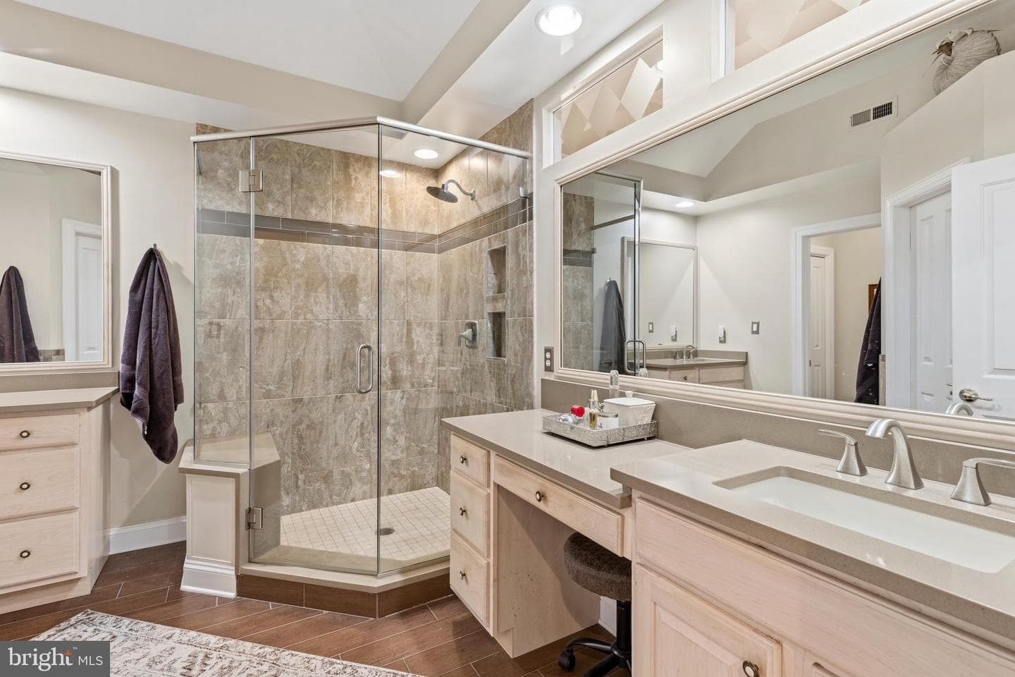1809 Sparks Drive photo 30