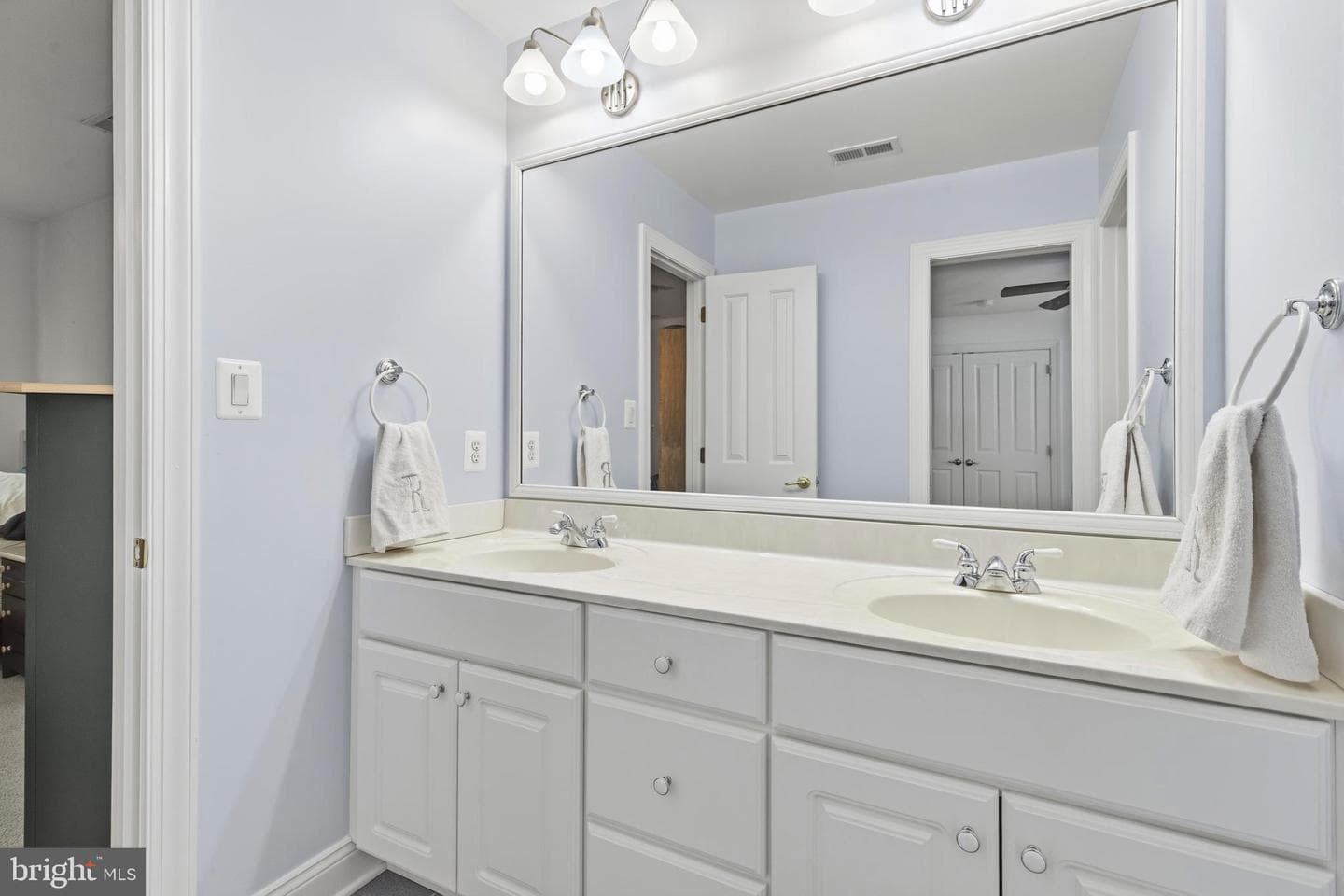 1809 Sparks Drive photo 41