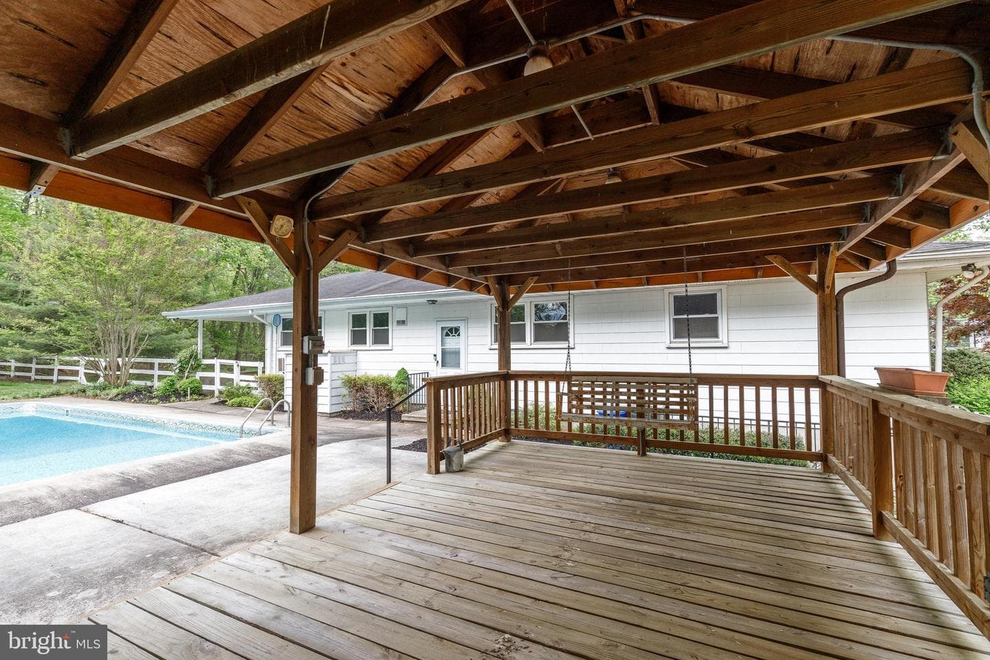 2311 Beverly Drive photo 8