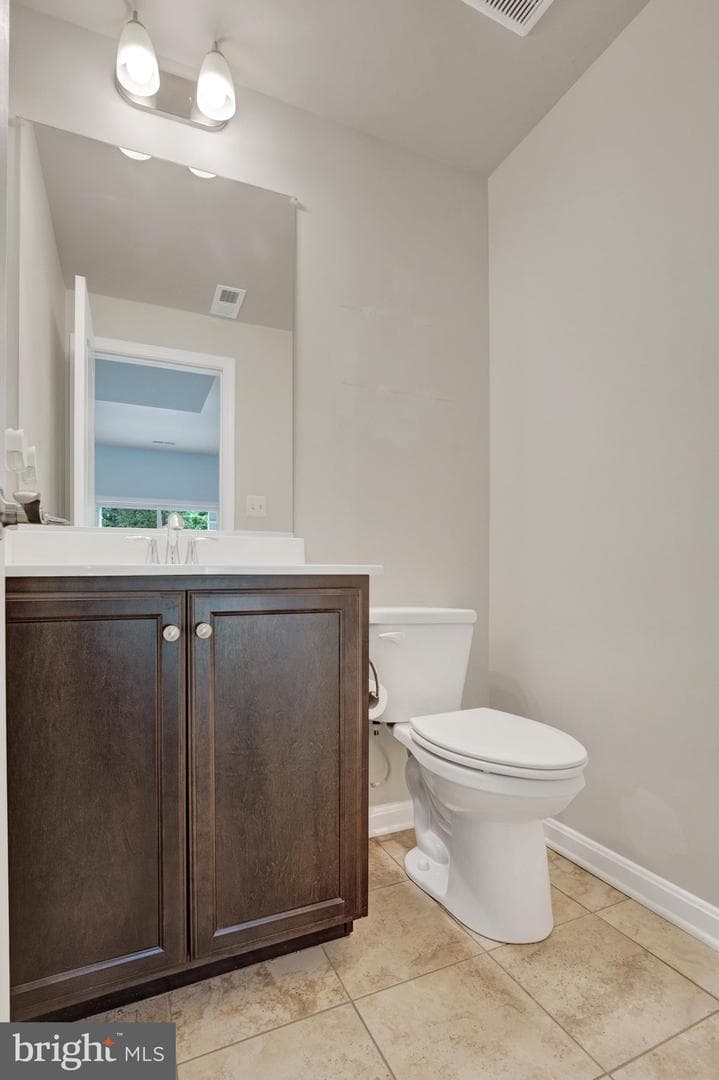 2103 Gablers Shore Court photo 30