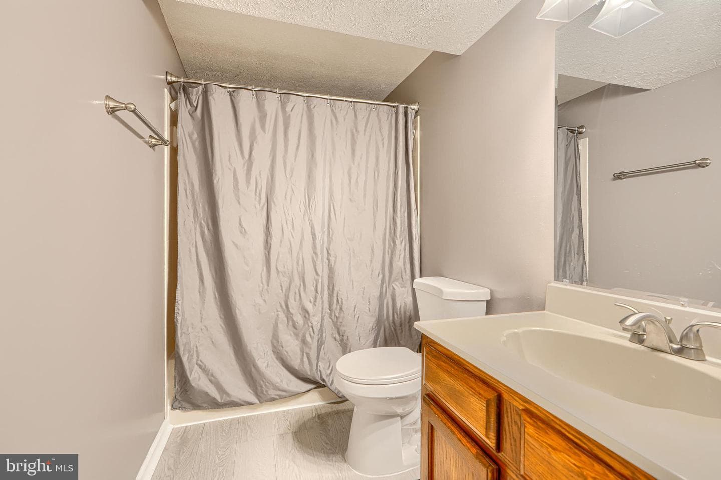 1704 Beechbank Way photo 37