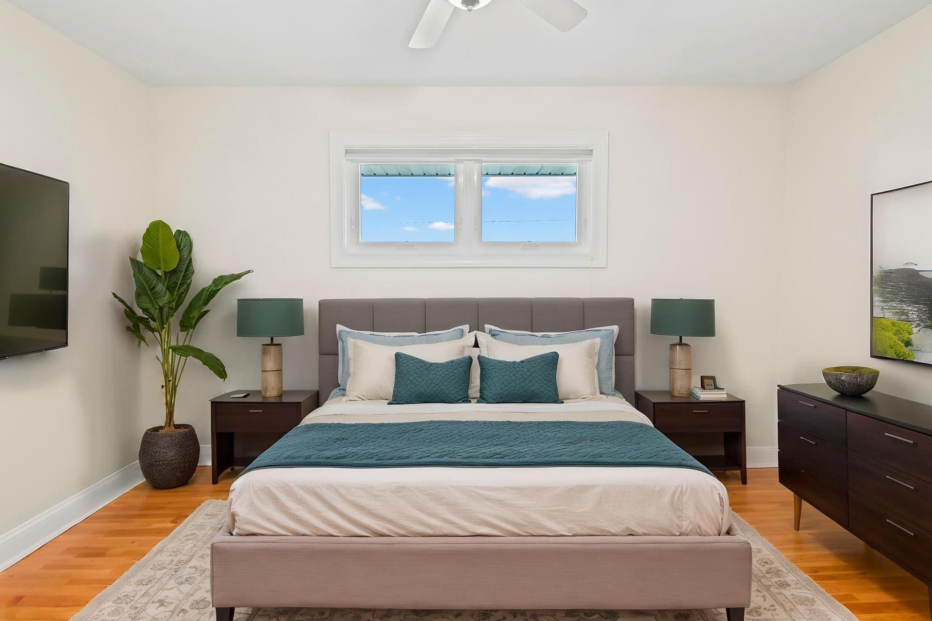 407 Plumtree Road photo 18