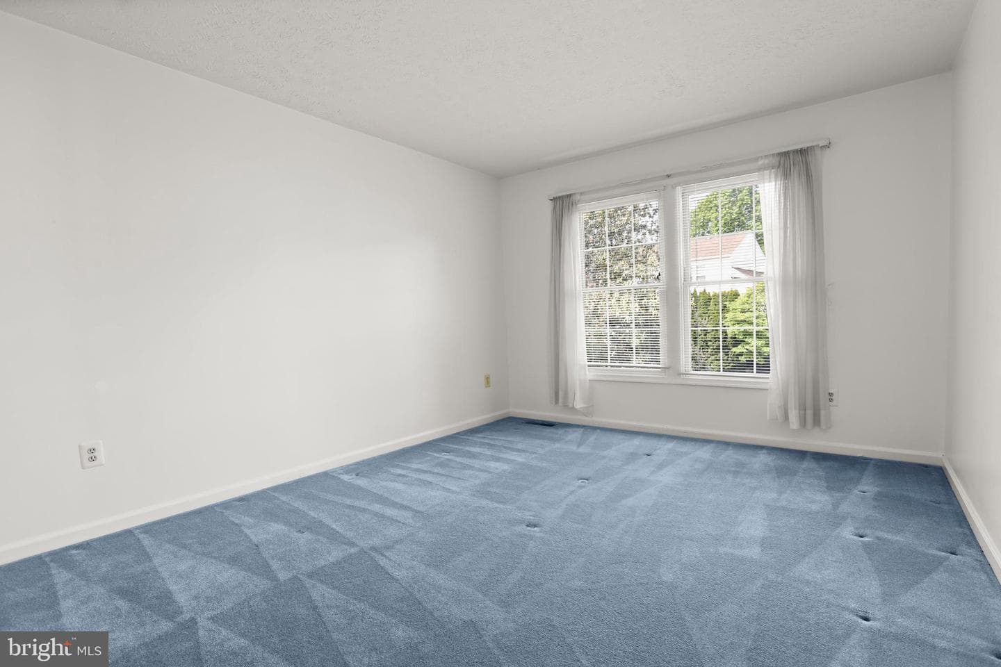 1710 Gillingham Drive photo 29