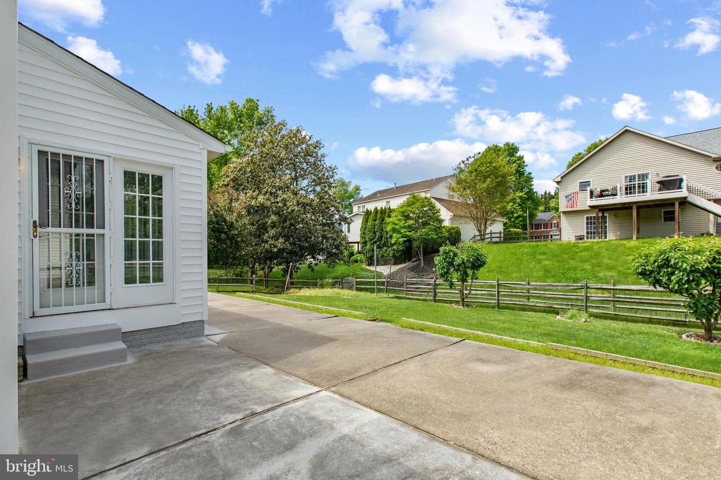 1710 Gillingham Drive photo 34
