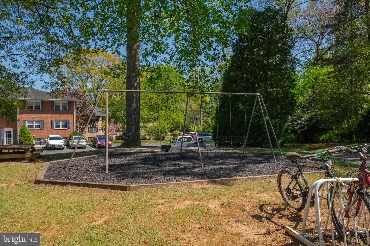 211 Crocker Drive #211-B photo 25