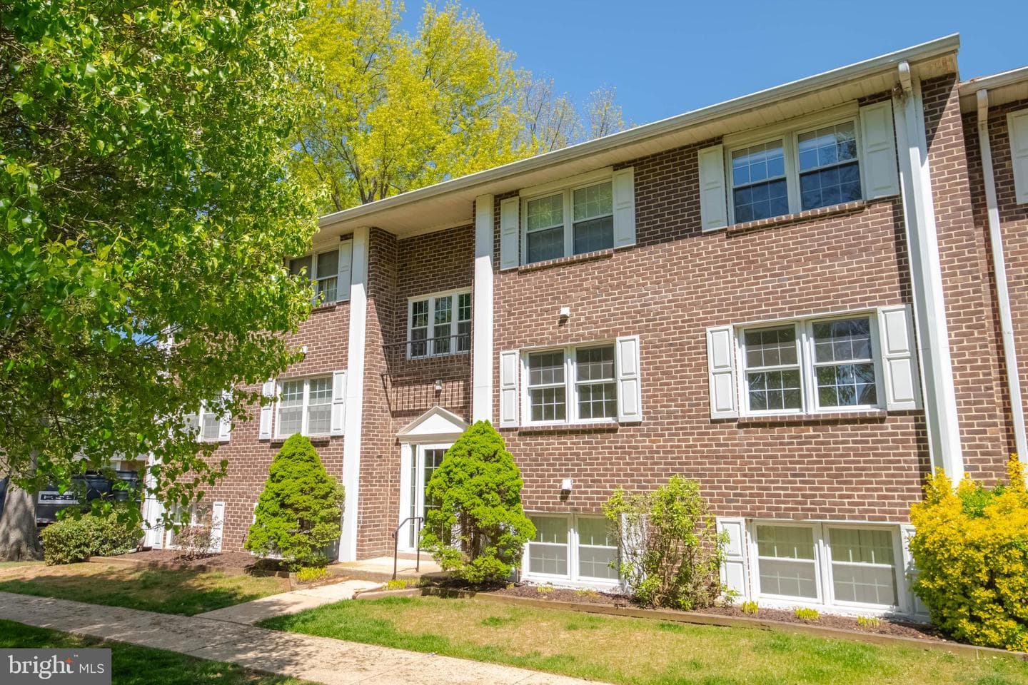 211 Crocker Drive #211-B photo 26