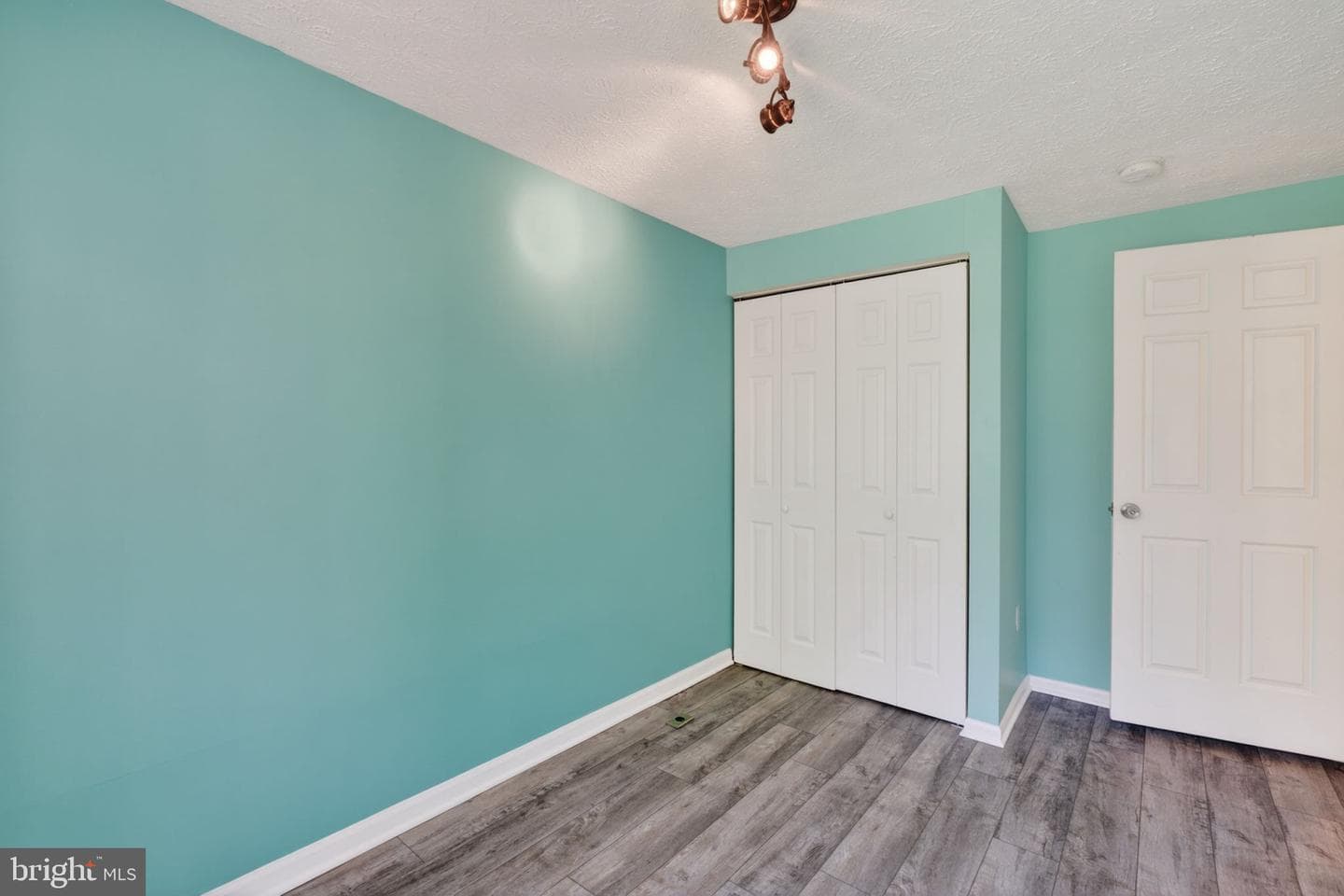 1721 Beechbank Way photo 35