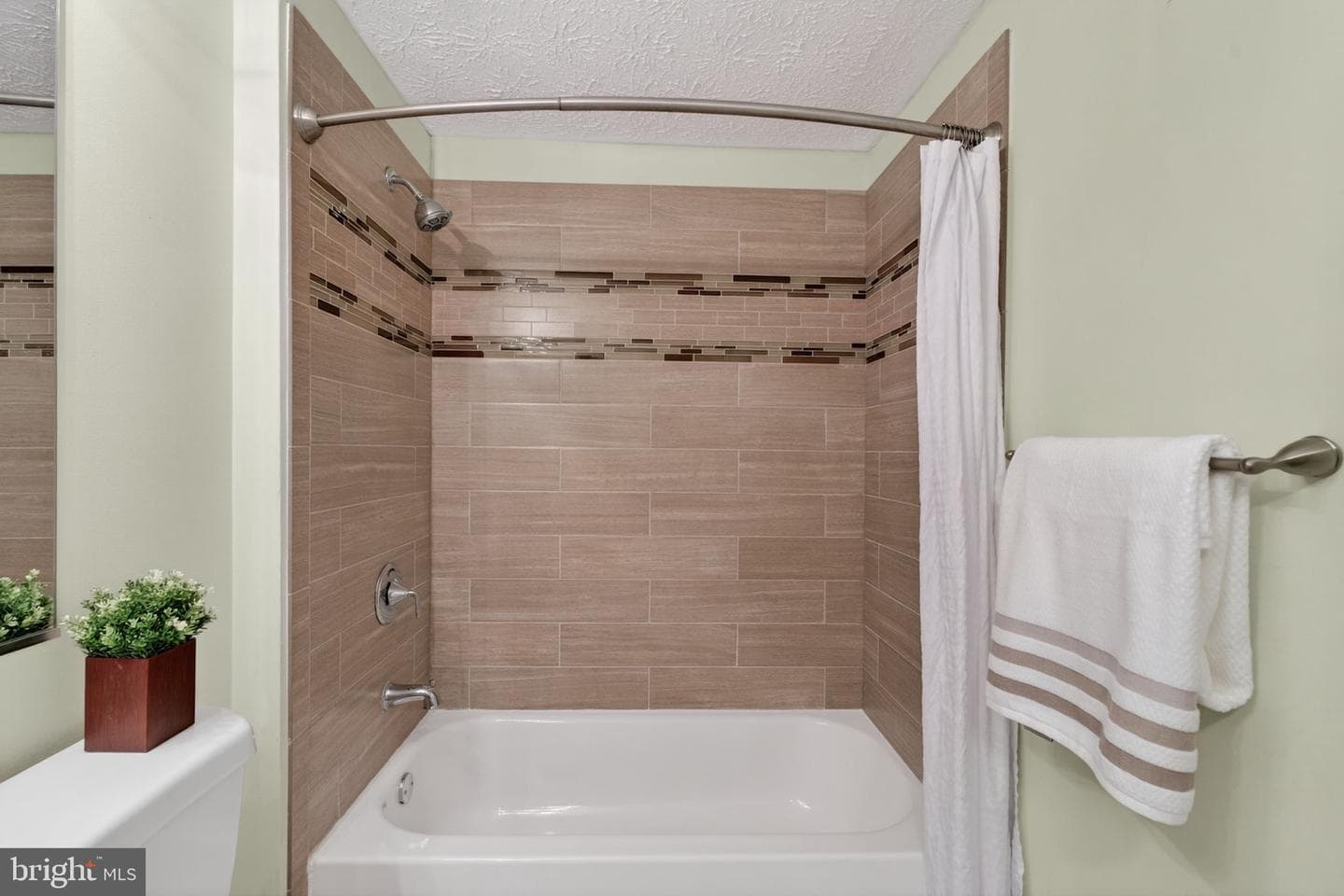 1721 Beechbank Way photo 38