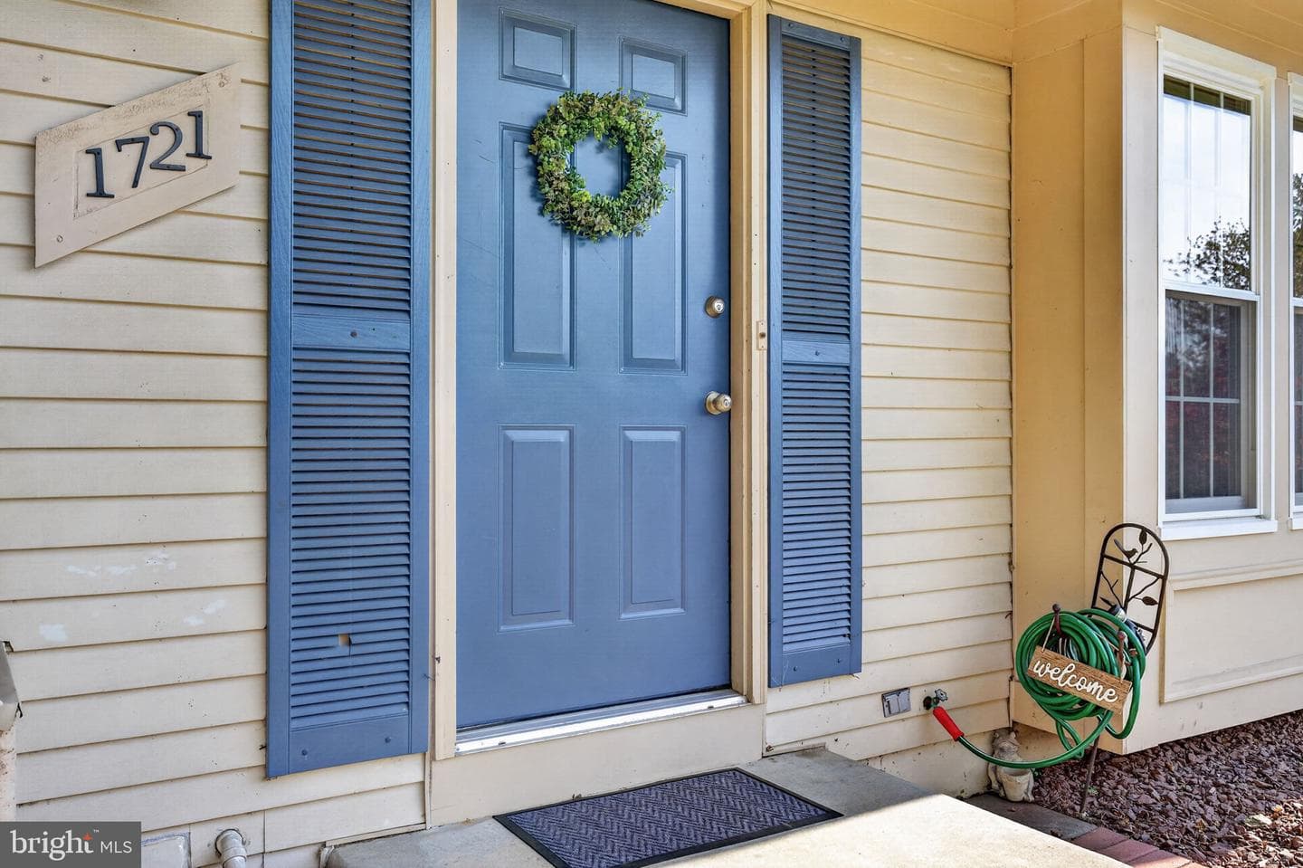 1721 Beechbank Way photo 5