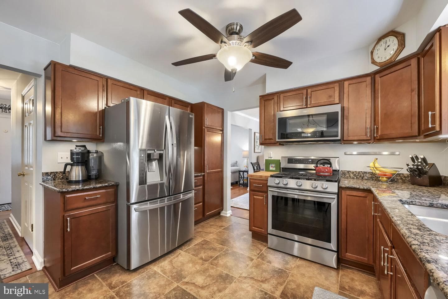 2222 Kempton Park Circle photo 13