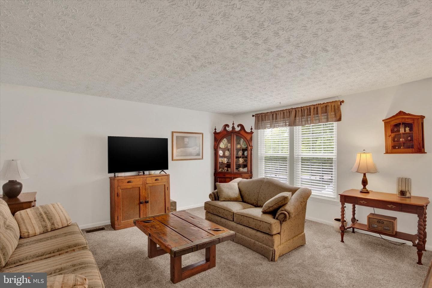 1717 Chesterfield Square photo 5