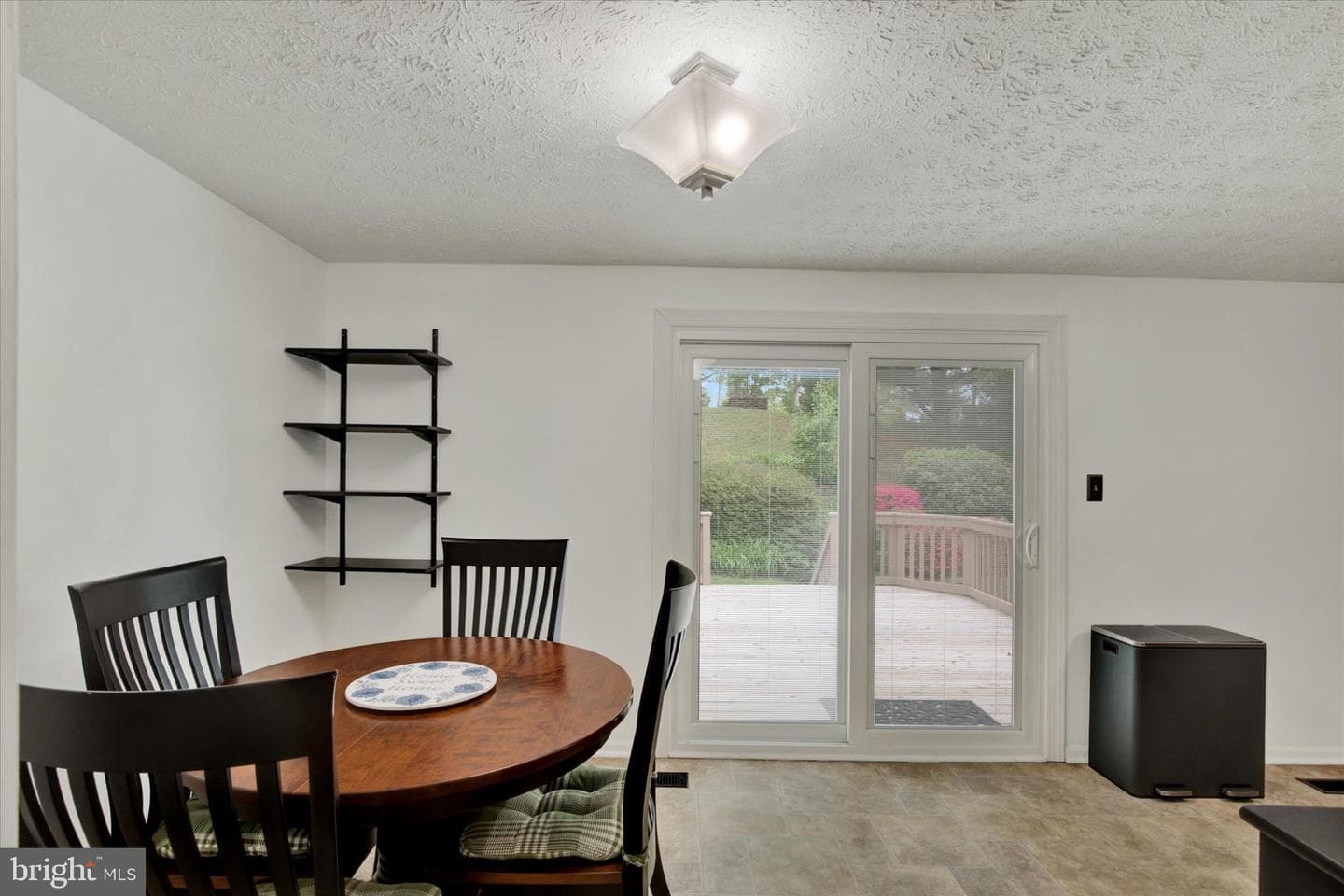 1717 Chesterfield Square photo 6