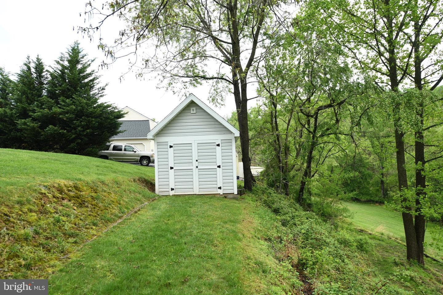 305 Rolling Knoll Drive photo 35