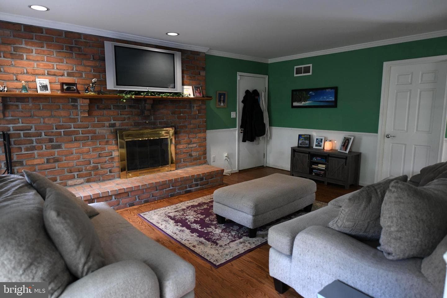 305 Rolling Knoll Drive photo 9