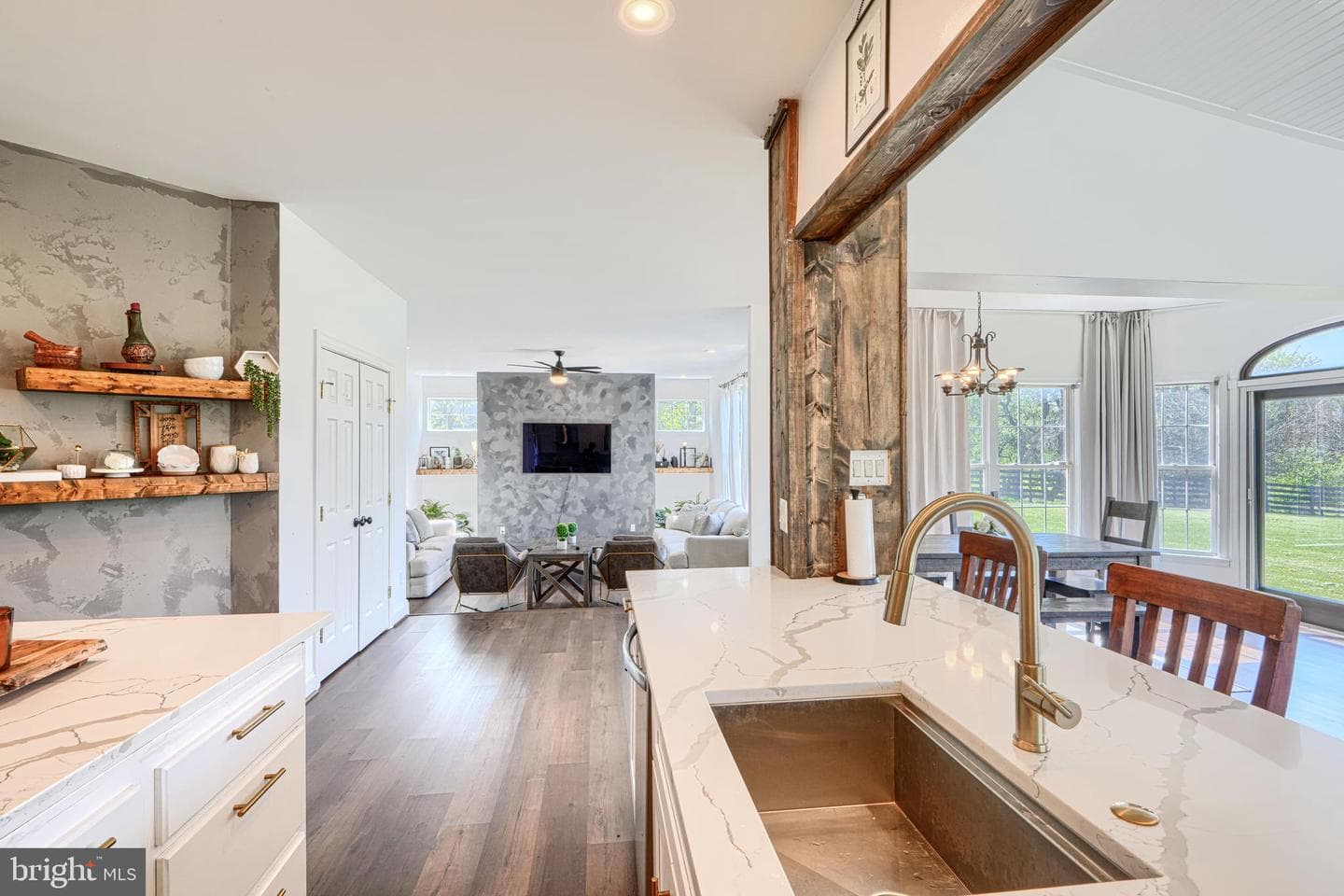 208 Christopher Road photo 40