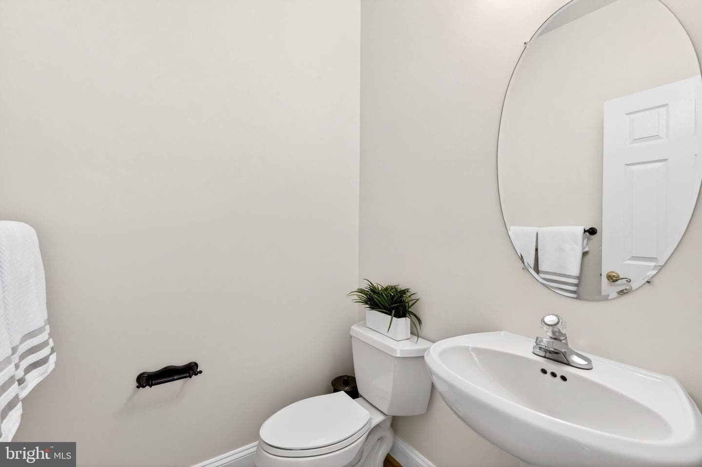 2006 Royal Fern Court photo 51