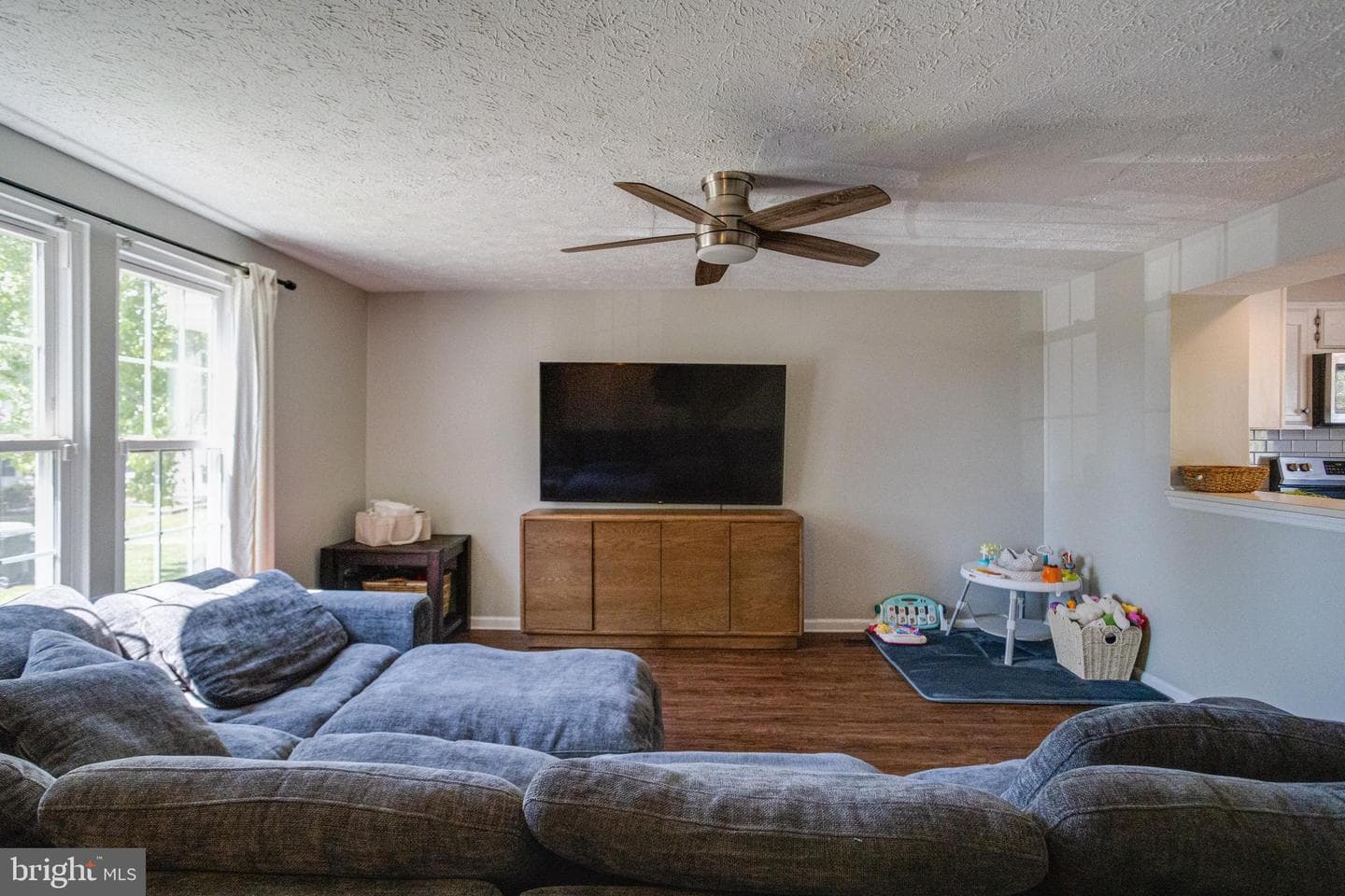 338 Delmar Court photo 3