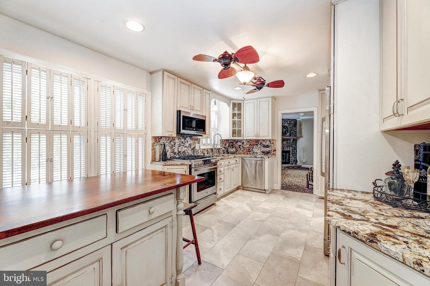 718 Bedford Road photo 26
