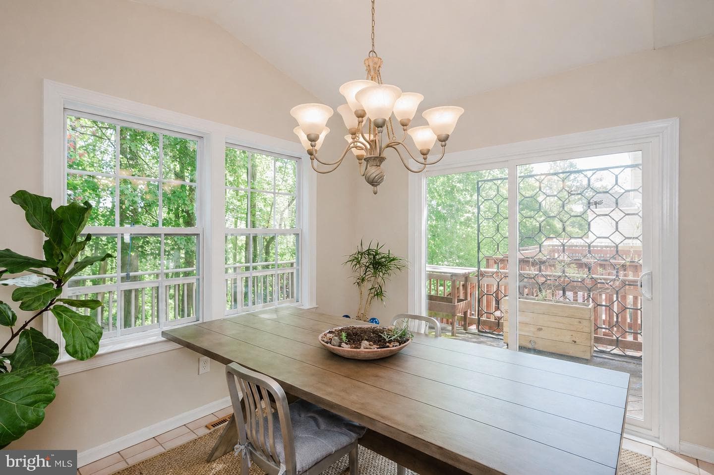 124 Gracecroft Drive photo 6
