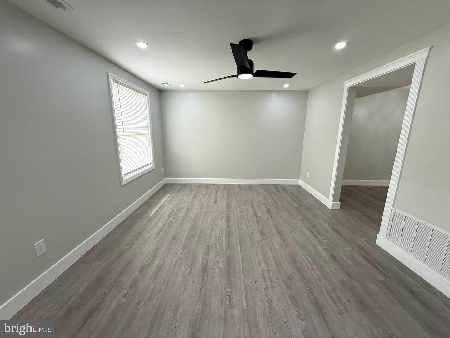 701 Shore Drive photo 15