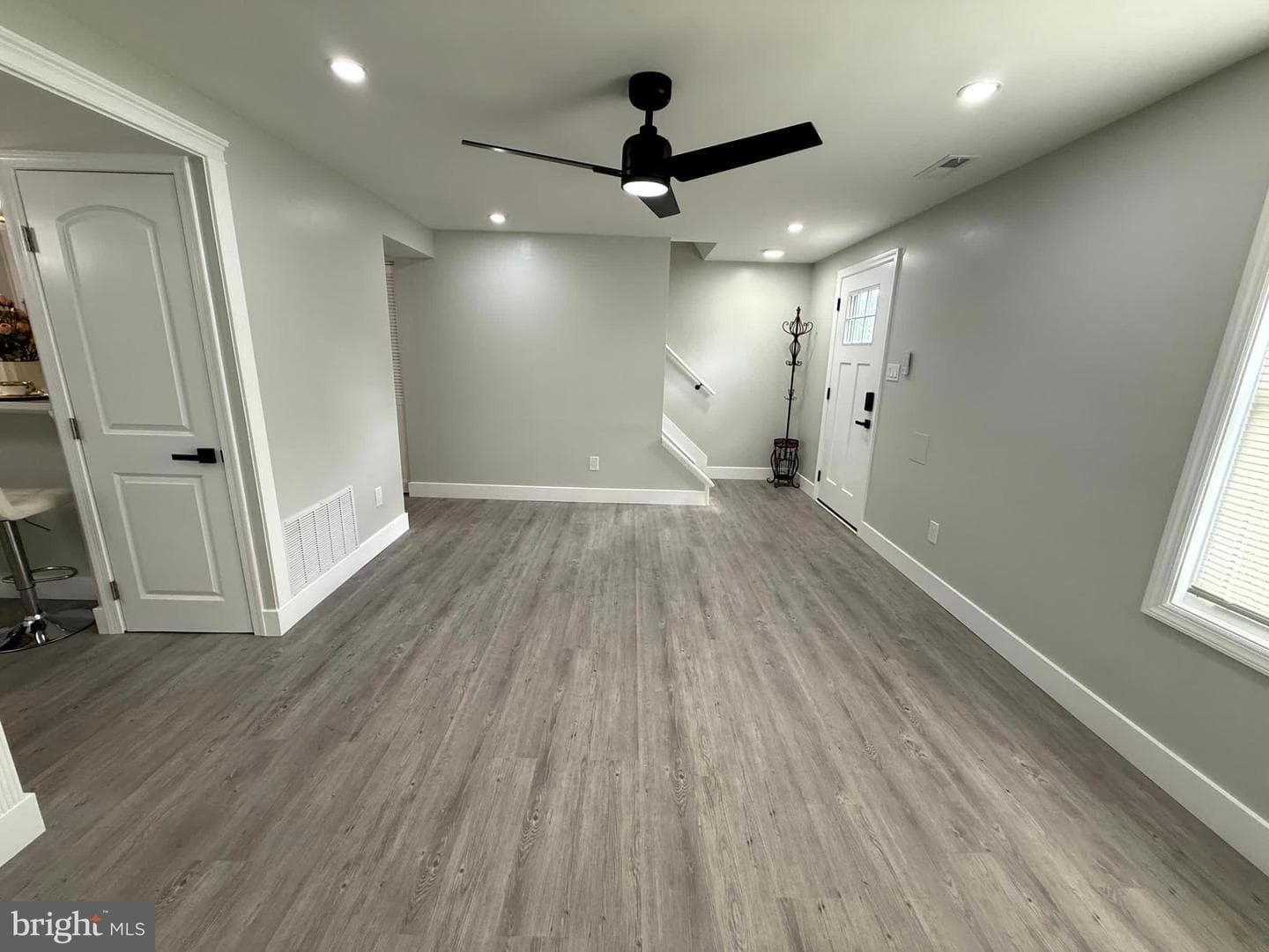 701 Shore Drive photo 17