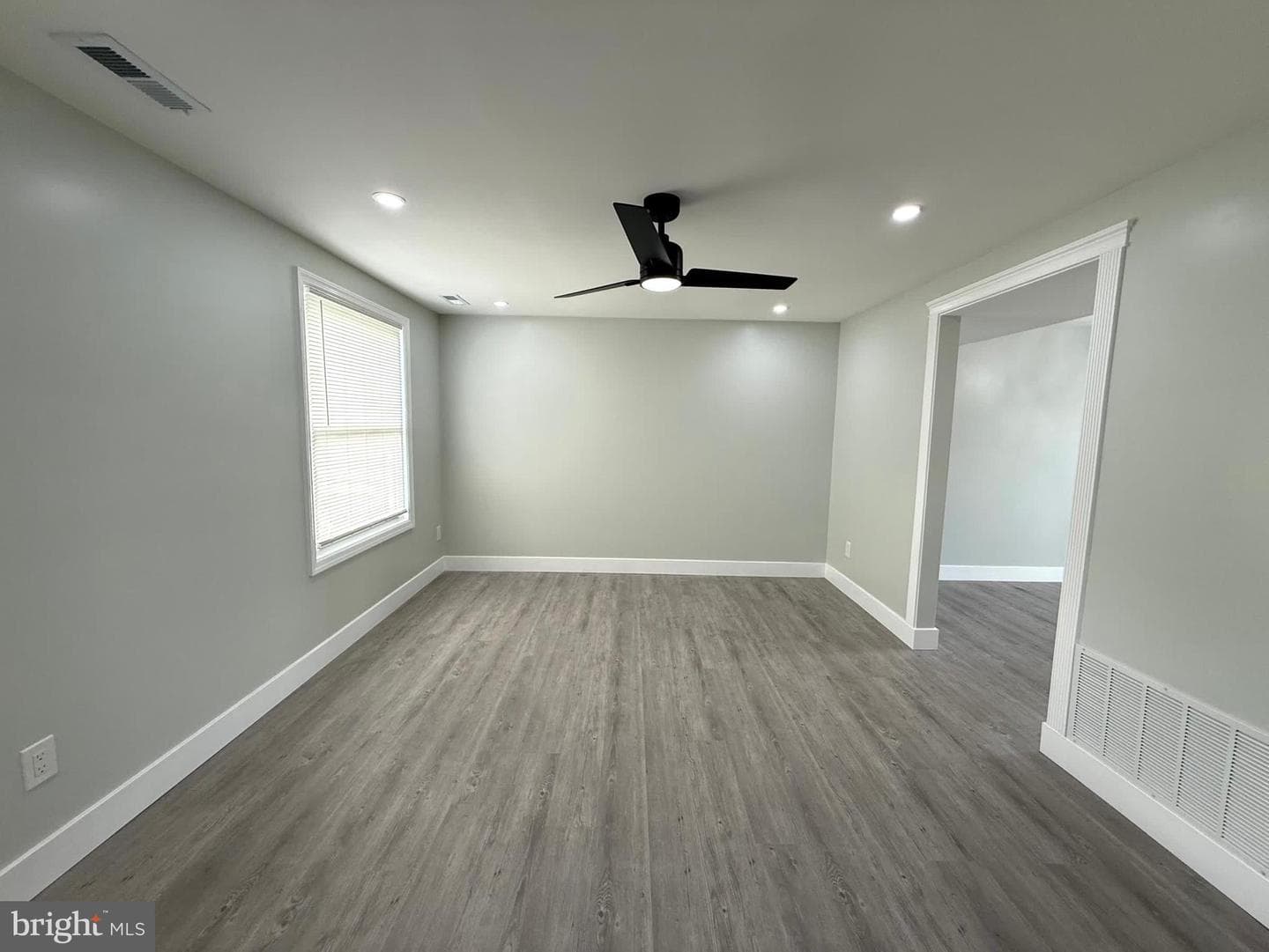 701 Shore Drive photo 18