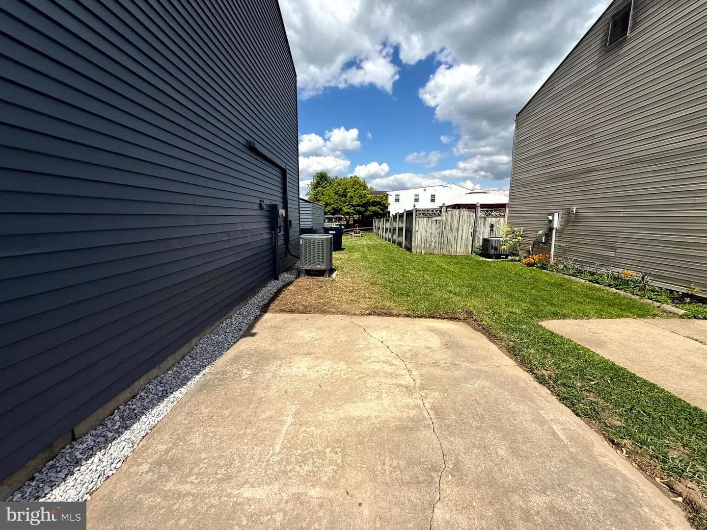701 Shore Drive photo 8