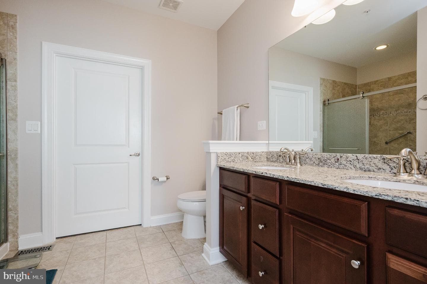 355 Tufton Circle photo 28