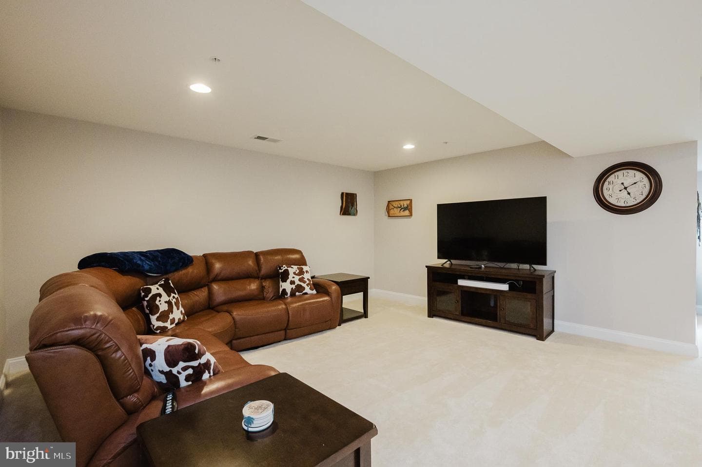 355 Tufton Circle photo 57