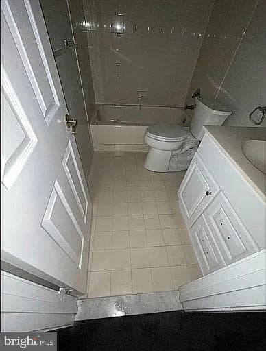 205 Star Pointe Court #1c photo 4