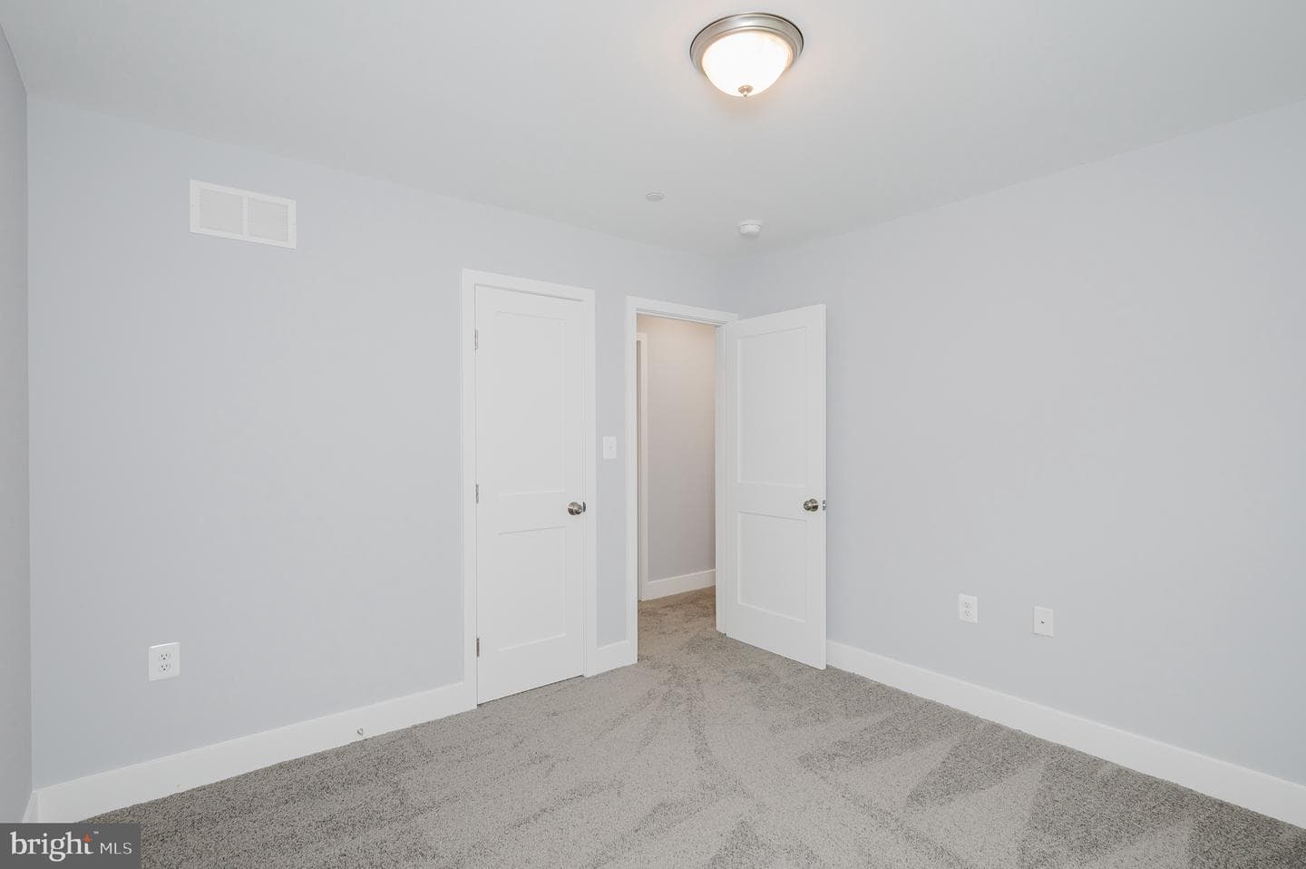 1620 Chestnut Street photo 35