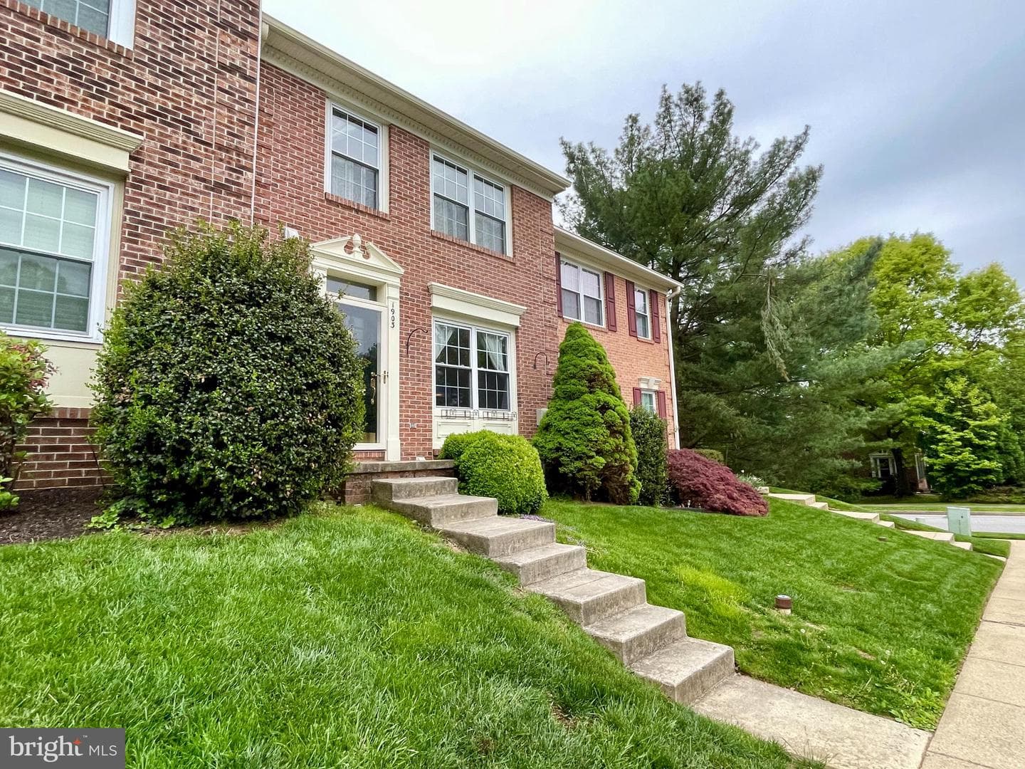 1903 Thomas Run Circle