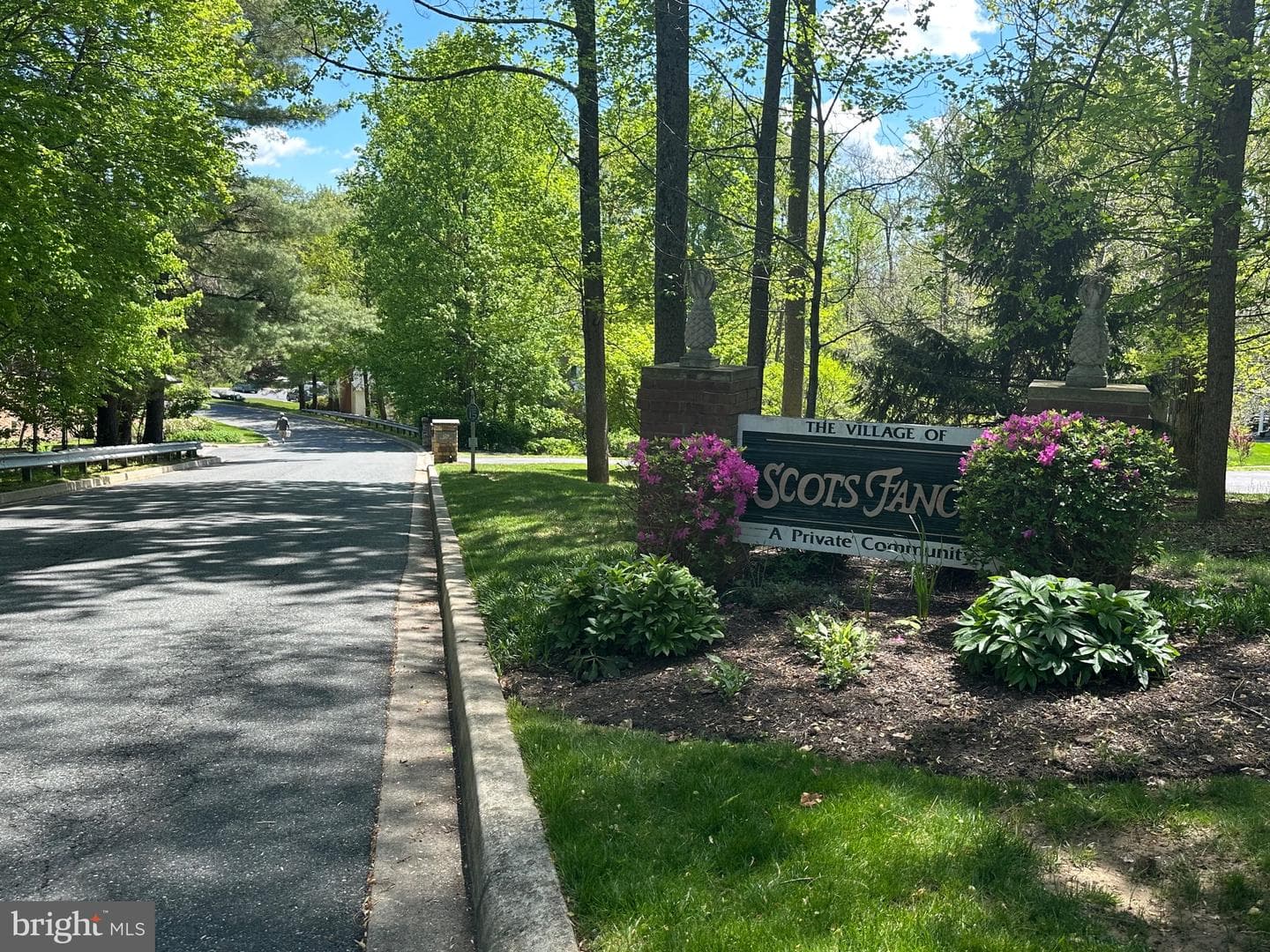 1240 Chateau Green Court photo 31