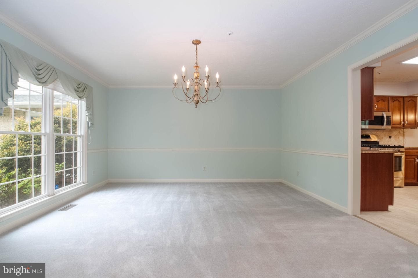1240 Chateau Green Court photo 33