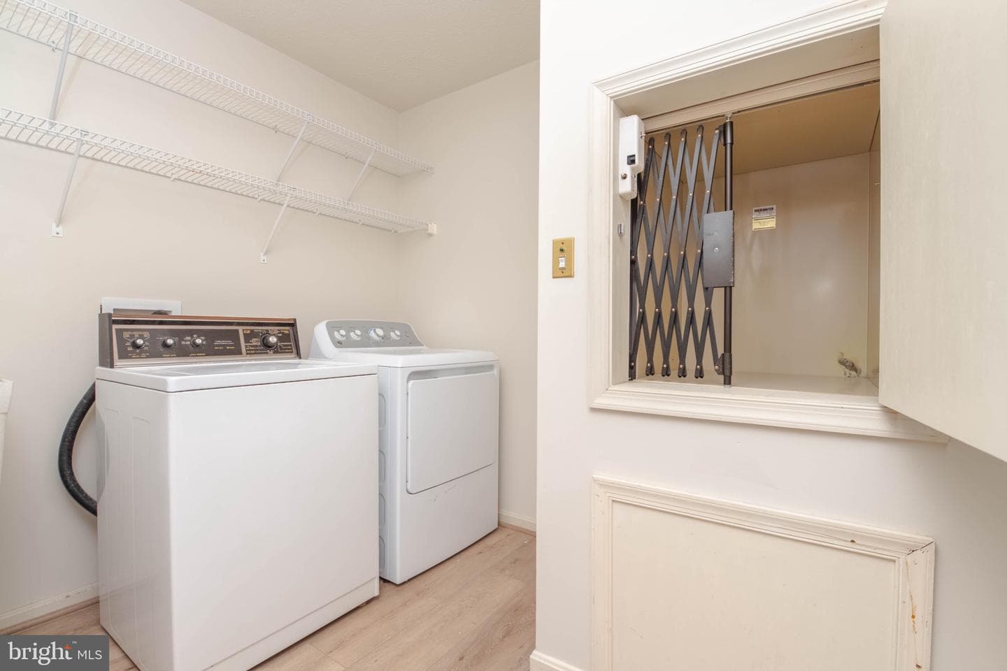 1240 Chateau Green Court photo 51
