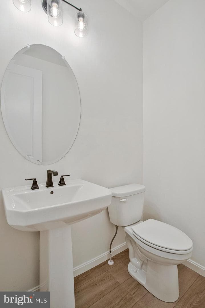 1607 Shady Tree Court photo 15