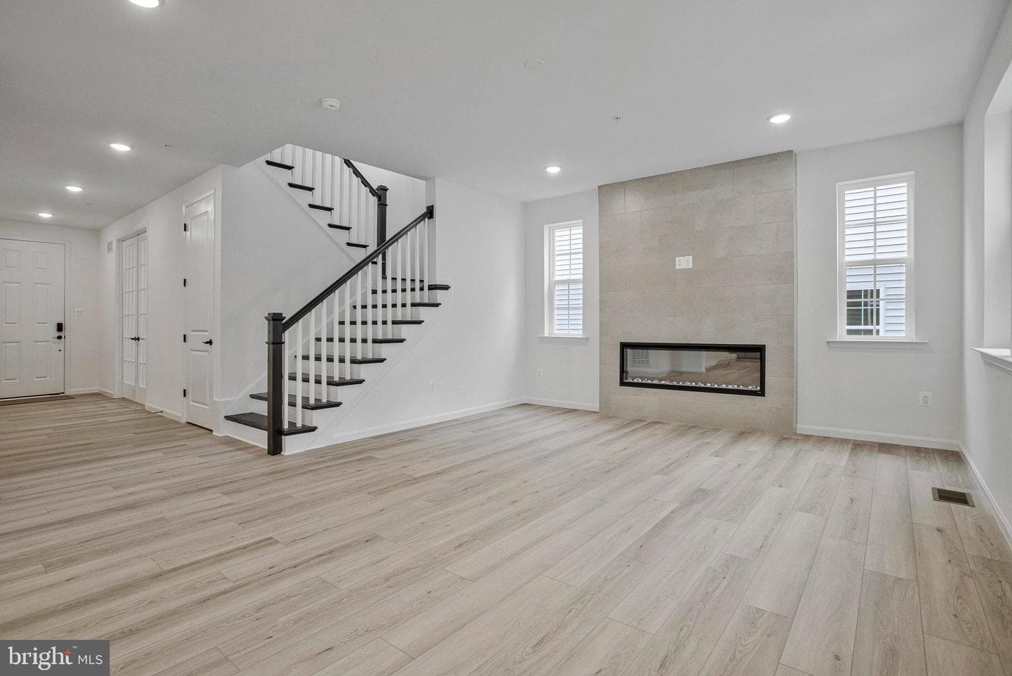 1607 Shady Tree Court photo 19