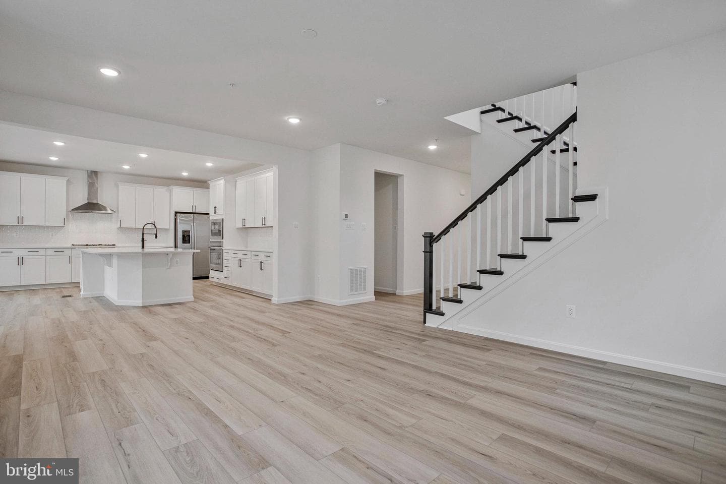1607 Shady Tree Court photo 20